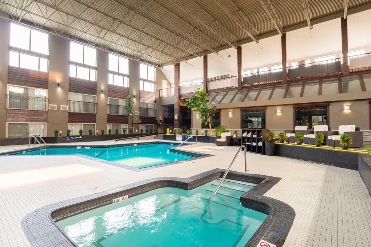 Sandman Hotel Edmonton West Dış mekan fotoğraf