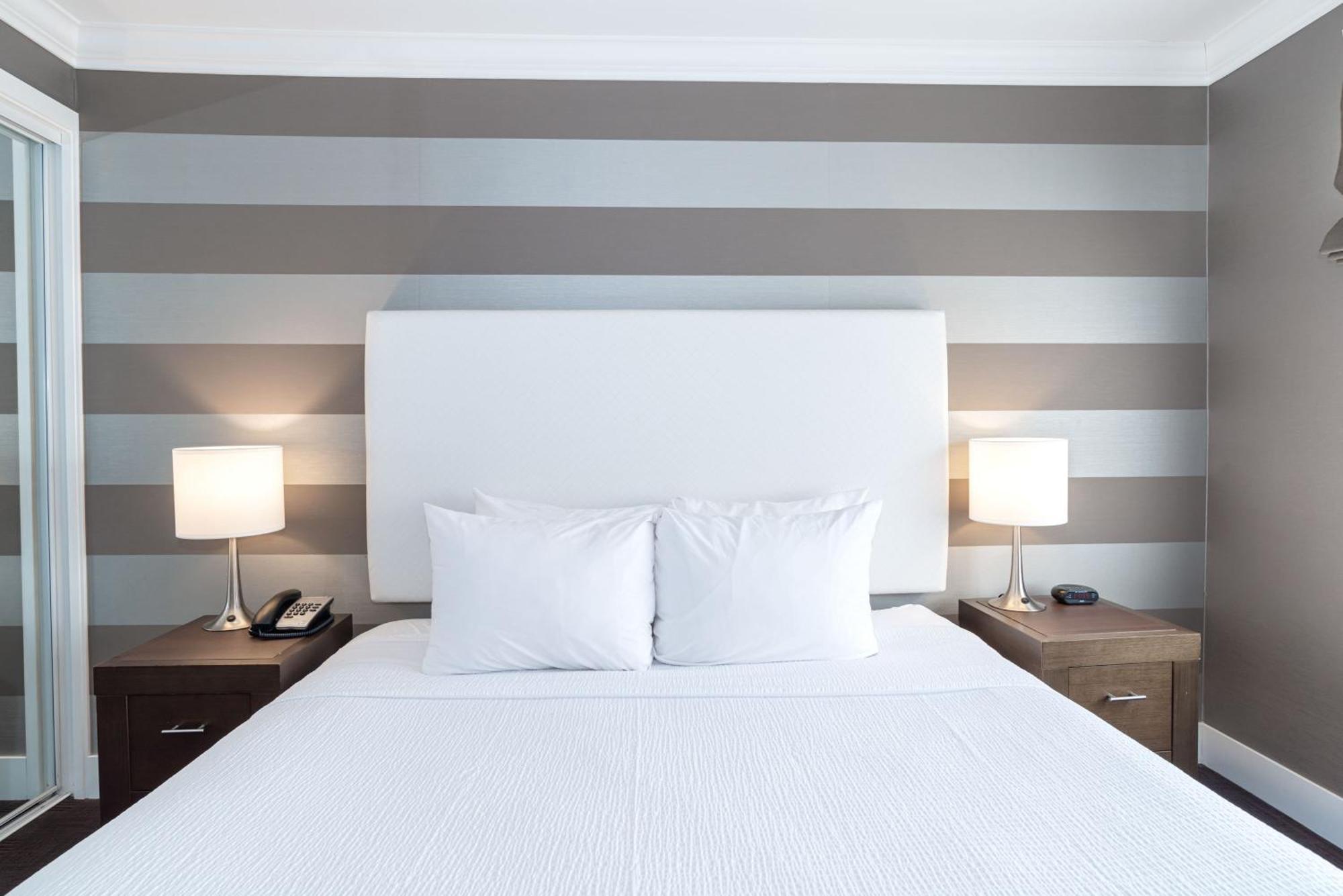 Sandman Hotel Edmonton West Dış mekan fotoğraf