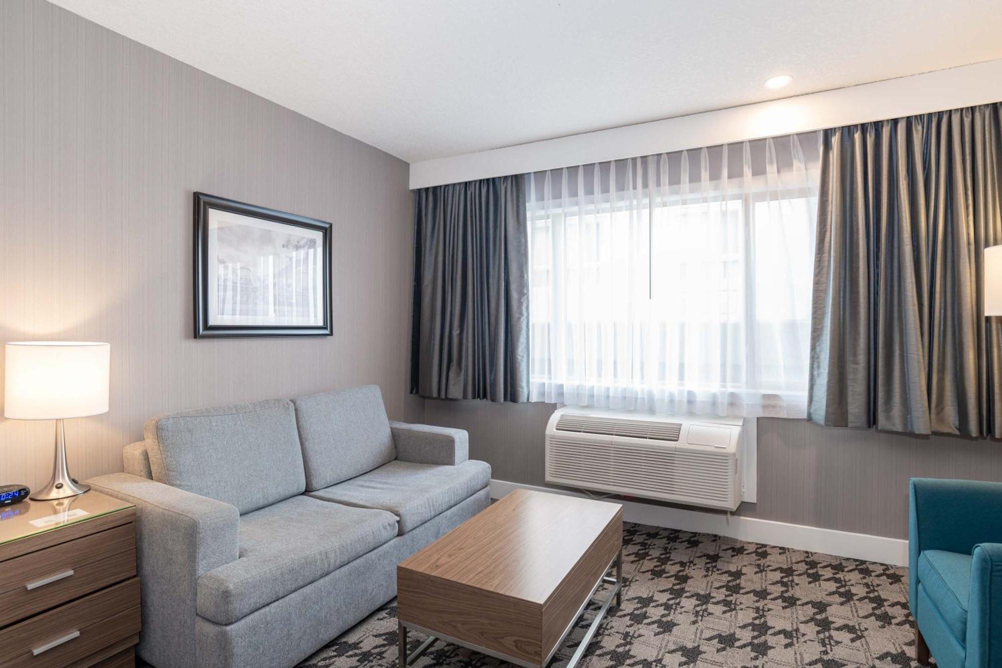 Sandman Hotel Edmonton West Dış mekan fotoğraf