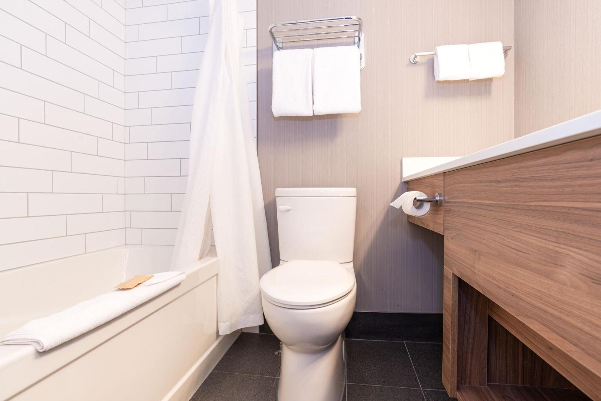 Sandman Hotel Edmonton West Dış mekan fotoğraf