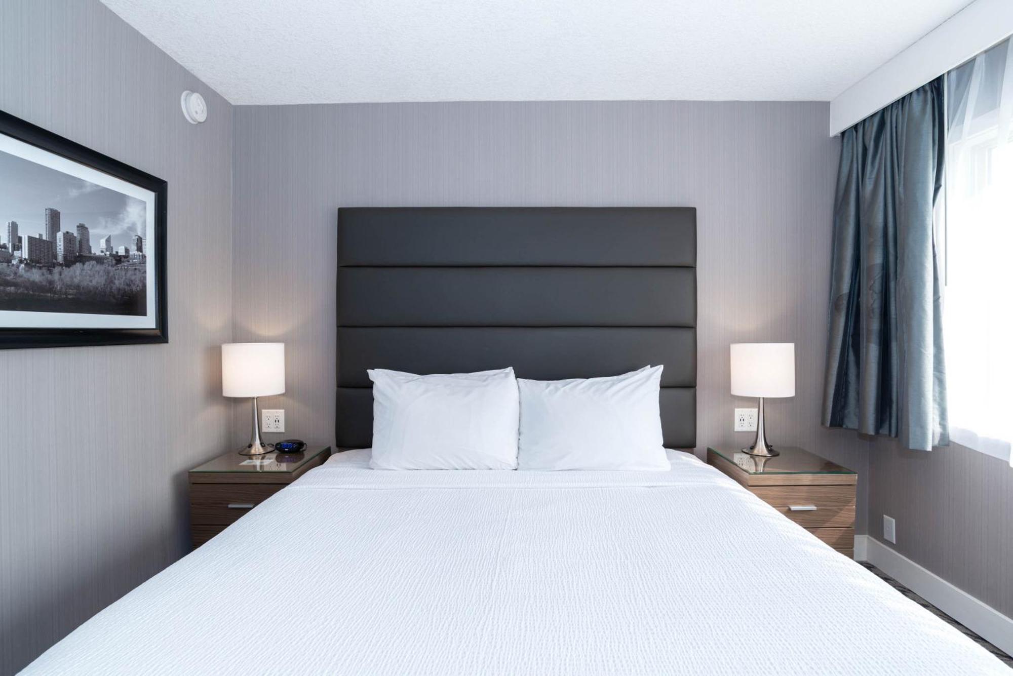 Sandman Hotel Edmonton West Dış mekan fotoğraf