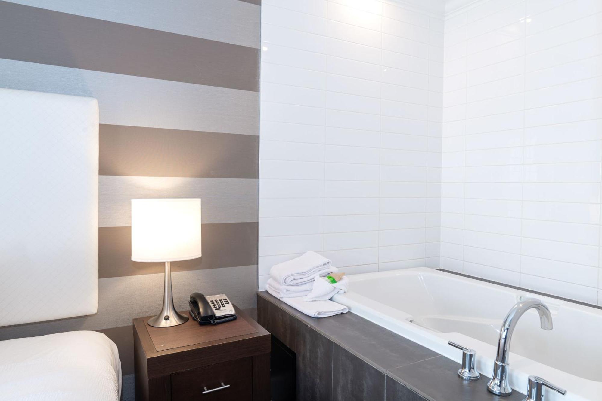 Sandman Hotel Edmonton West Dış mekan fotoğraf