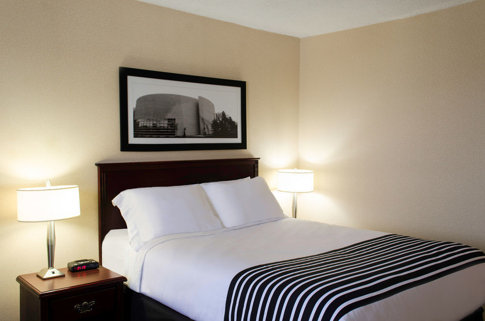 Sandman Hotel Edmonton West Dış mekan fotoğraf