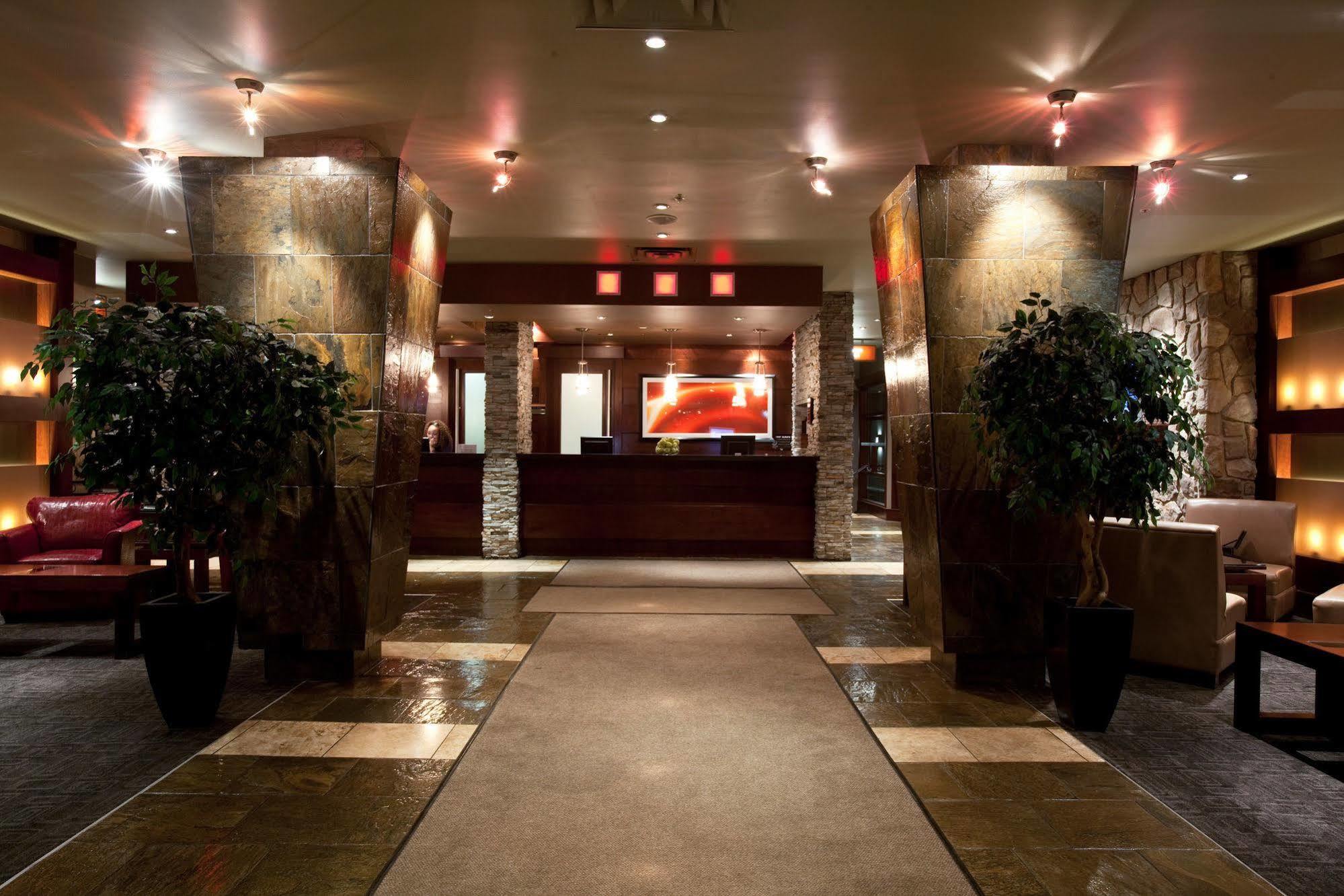 Sandman Hotel Edmonton West Dış mekan fotoğraf
